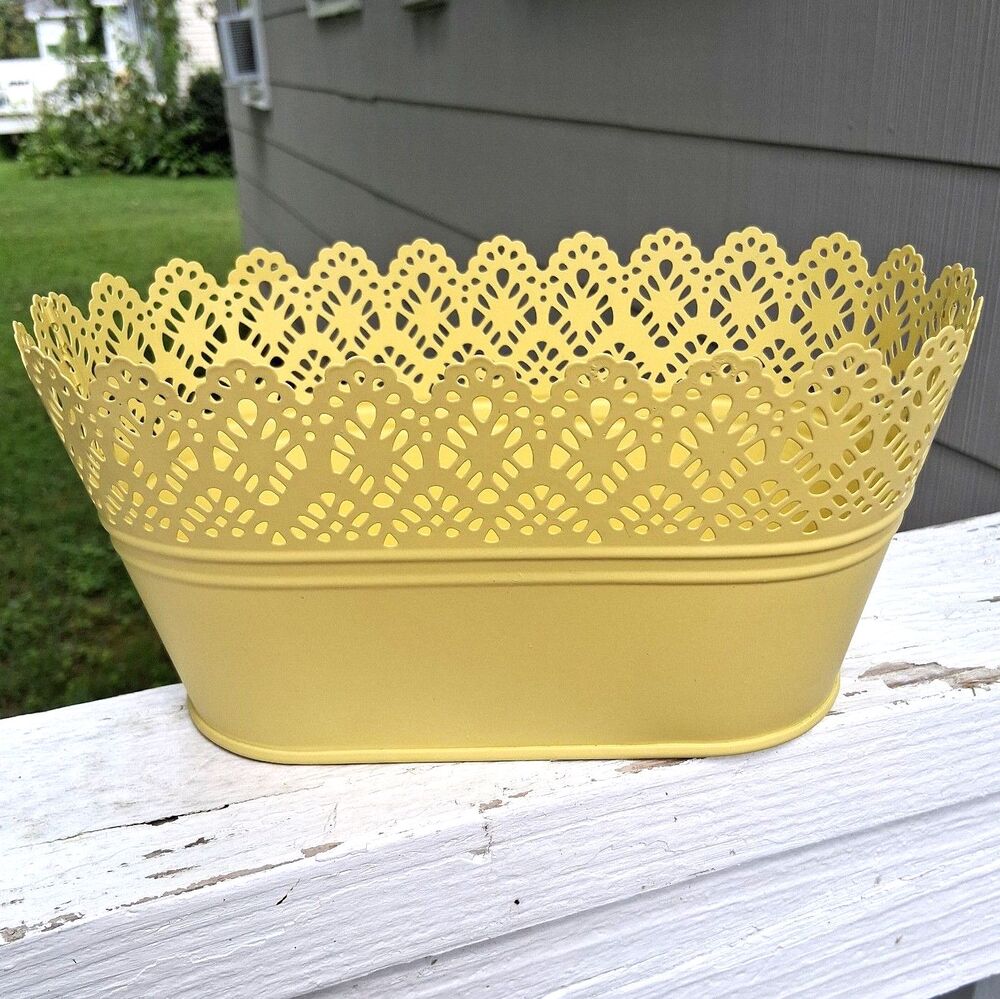 368 Yellow Metal Oval Lace Trimmed Basket Makeup Bathroom Planter Decor